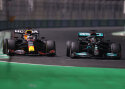 Hamiltonil ja Verstappenil on enne viimast etappi võrdselt punkte
