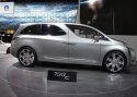 Chrysler vaatab mahtuniversaalide tulevikku