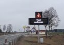 Maanteeamet paigaldas Tallinna–Narva maanteele uued muutteabega infotablood