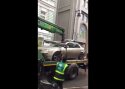VIDEO: Evakuaatori juht lömastas teisaldatava auto