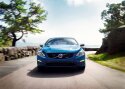 Volvo pistikhübriid on nüüd saadaval R-Design lisavarustusega