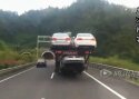VIDEO: Autode vedu Hiina moodi