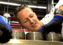VIDEO: Schumacher ja Rosberg proovisid kätt mootoriehituse alal
