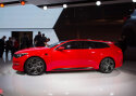 GENF 2015: Kia universaal on kõige elegantsem
