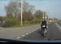 VIDEO: Kui juht ei näe mootorratturit