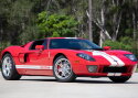 Lauluväljakul näeb haruldasi Ford GT superautosid ja custom-mootorrattaid