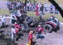 VIDEO: Võidusõiduveok tegi meeletu õhulennu