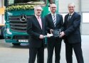 Mercedes-Benz on tootnud 777 777 Actrost
