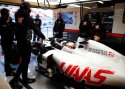 F1: Tiimid aitavad võitluses koroonaviirusega