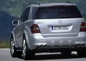 Mercedes-Benz teatas uuest kiirest M-Class autost