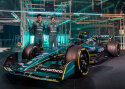FOTOD. Aston Martin esitles tänavust F1 autot
