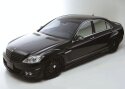 Jaapani tuuningateljee näitas oma versioone Mercedes-Benz C- ja S-klassist