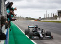 F1: Hamilton saavutas Portugalis ajaloolise 92. etapivõidu