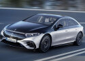 Mercedes EQS on kohal: 770 kilomeetrit sõiduulatust, tehisintellekt ning aerodünaamiliseim auto maailmas