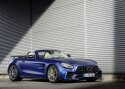 Mercedese salongidesse jõuab AMG GT R Roadster