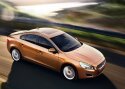 Volvo plaanib pikendatud teljevahega S60