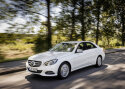 Mercedes pani E-klassi sõitma gaasiga