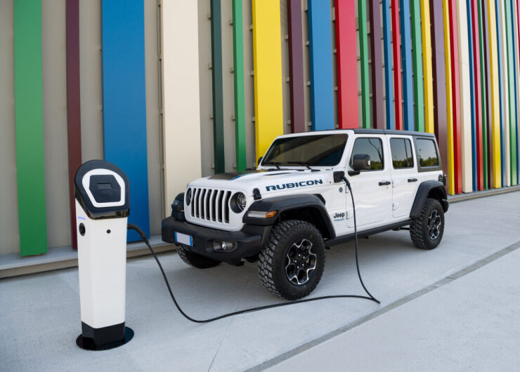 Eesti turule jõuab peagi hübriidajamiga Jeep Wrangler 4xe