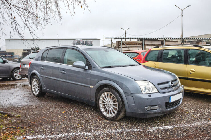 Nagu Vectra, aga haruldasem ja luksuslikum
