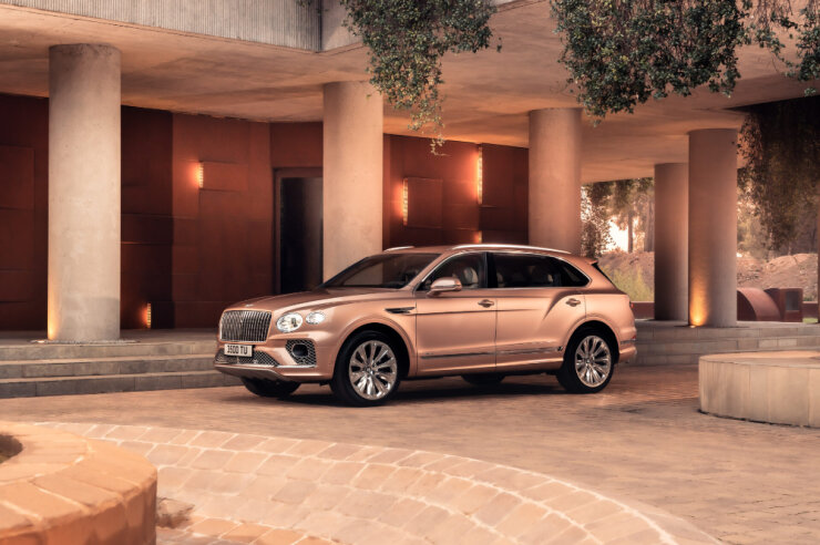 Bentley Bentayga sai lõpuks pikema versiooni, kus tagaistujal on veelgi rohkem luksust