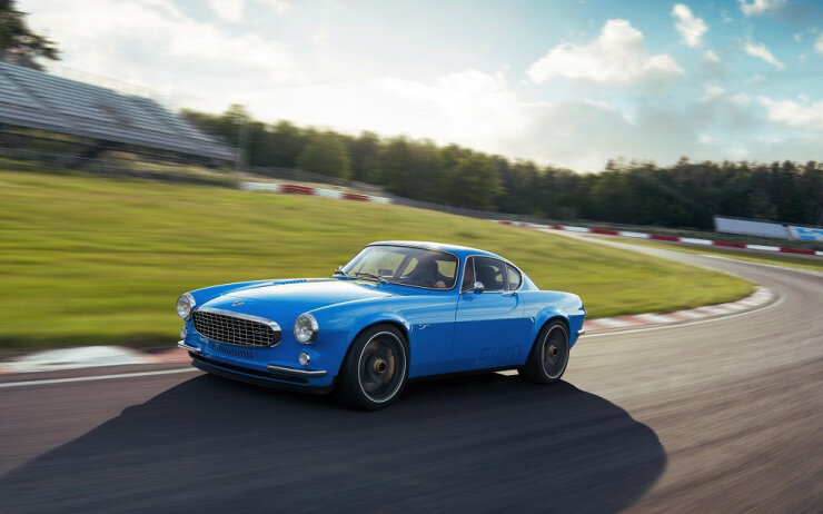 FOTOD. Volvo P1800 taassündis 420hobujõulise võistlusautona