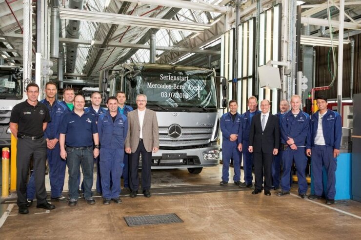 Tehasekonveierilt lahkus esimene Mercedes-Benz Atego