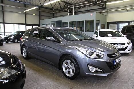 Hyundai i40: ilus ja praktiline