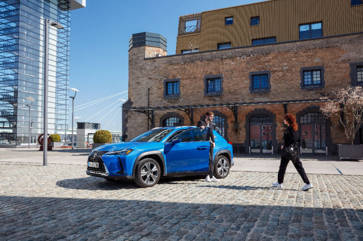 Lexus UX 300e elektriline linnadžiip tehti eriti vaikseks