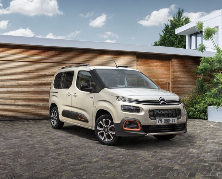 Ootamatu uudis: Citroën Berlingo ja Peugeot Rifter reisijate versioone saab nüüd ainult elektrilisena
