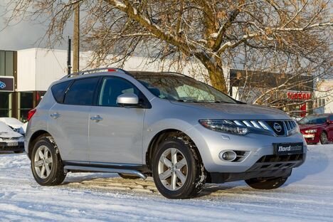Ameerika hõnguga luksusdžiip: teise põlvkonna Nissan Murano