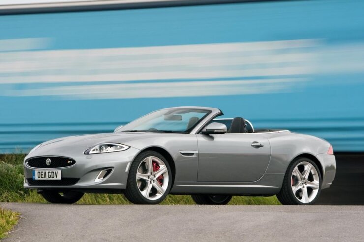 Jaguar XK lahkub eeloleval suvel