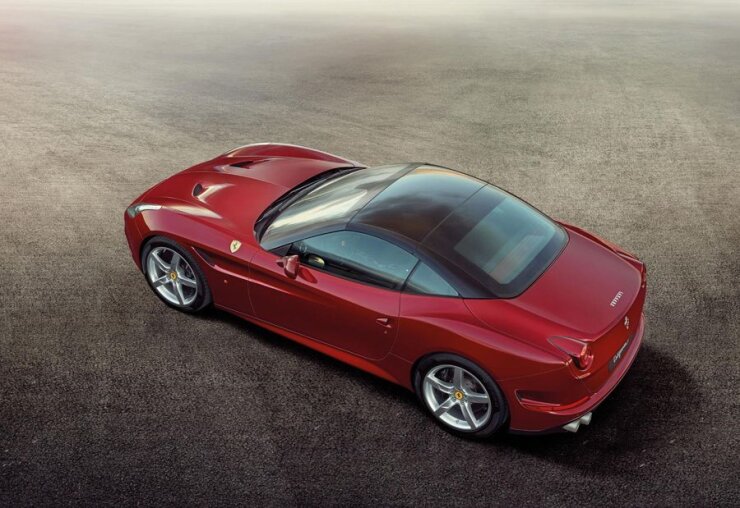 Ferrari California T vajab kütusetorustiku vahetust