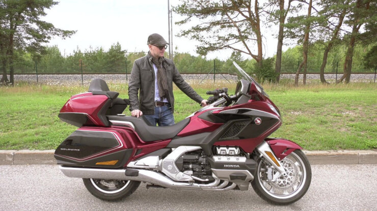 Bike Motors - Honda Gold Wing Tour DCT