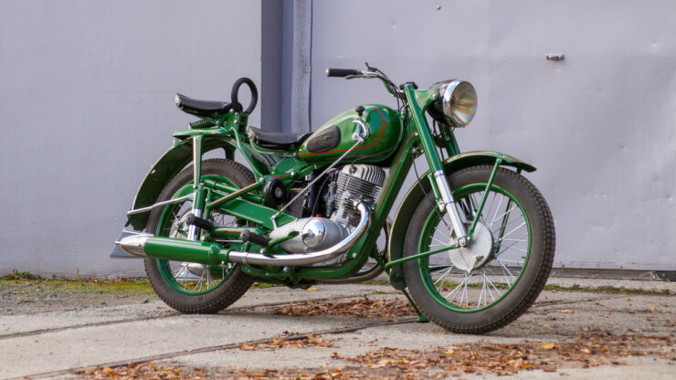 Bike Motors - restaureeritud IŽ-49