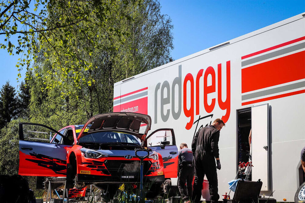 Robert Virves stardib Lõuna-Eesti rallil R5 autoga