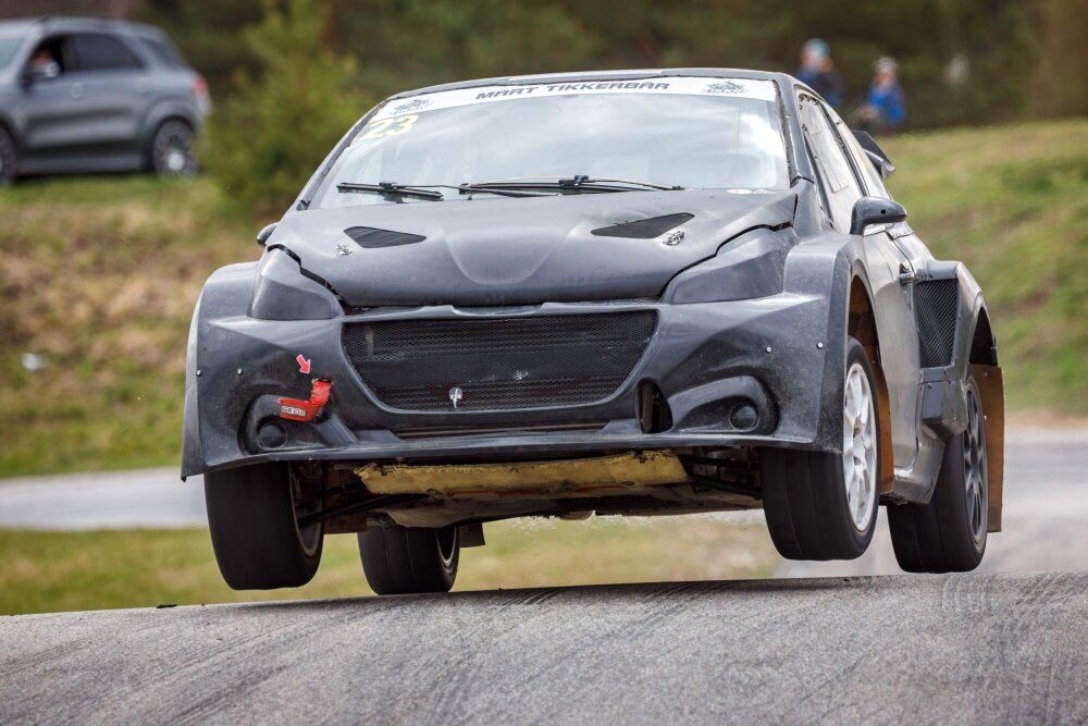 VIDEO. Rallikrossi testipäeval prooviti Kulbilohu uut jokkerit ja valmistuti uueks hooajaks