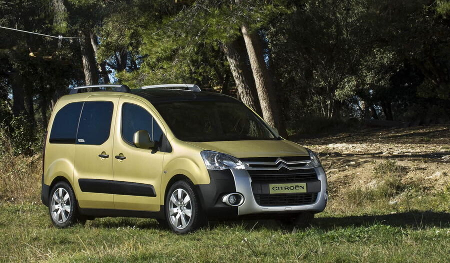 Citroen Berlingo hädas turvavöö kinnitusega