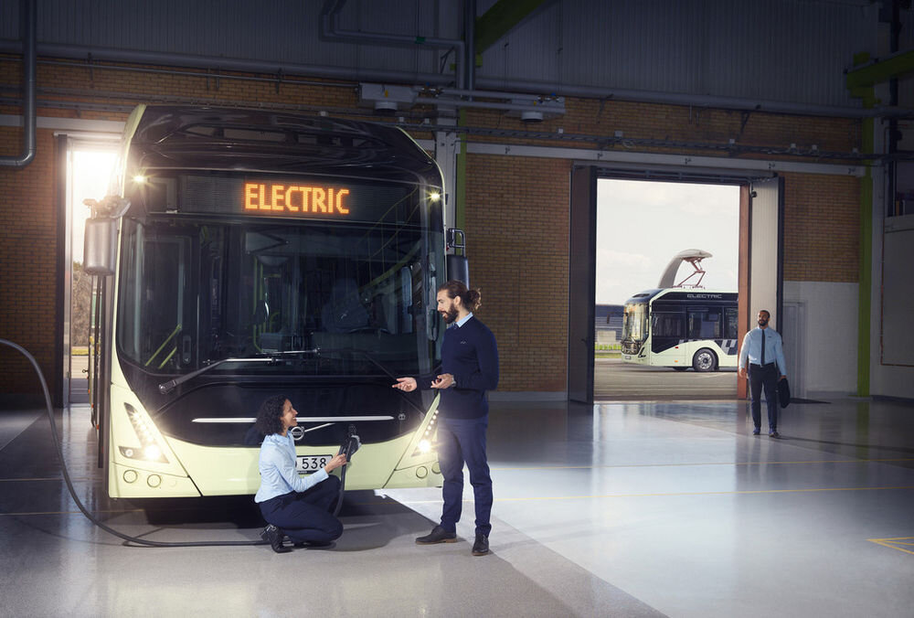 Volvo esitleb uuenenud elektribussi 7900 E