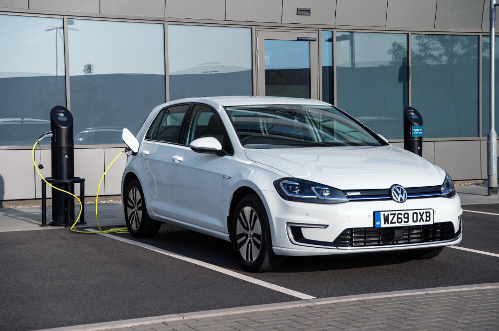 Volkswagen on müünud 250 000 pistikuhübriidi ja elektriautot
