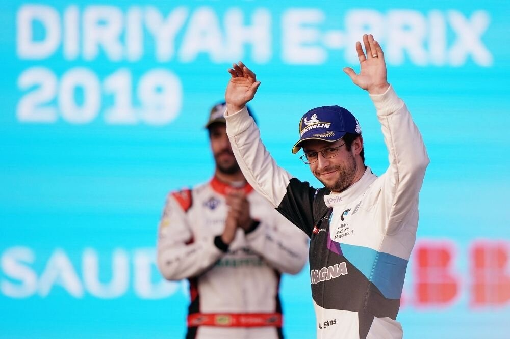 Alexander Sims võitis teise Formula E etapi