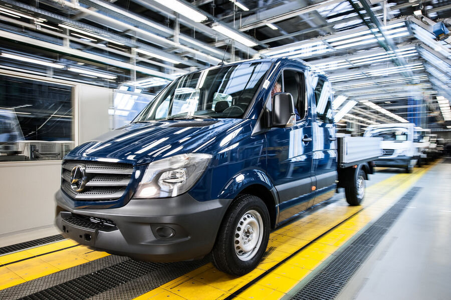 Mercedes investeerib uue Sprinteri sündi