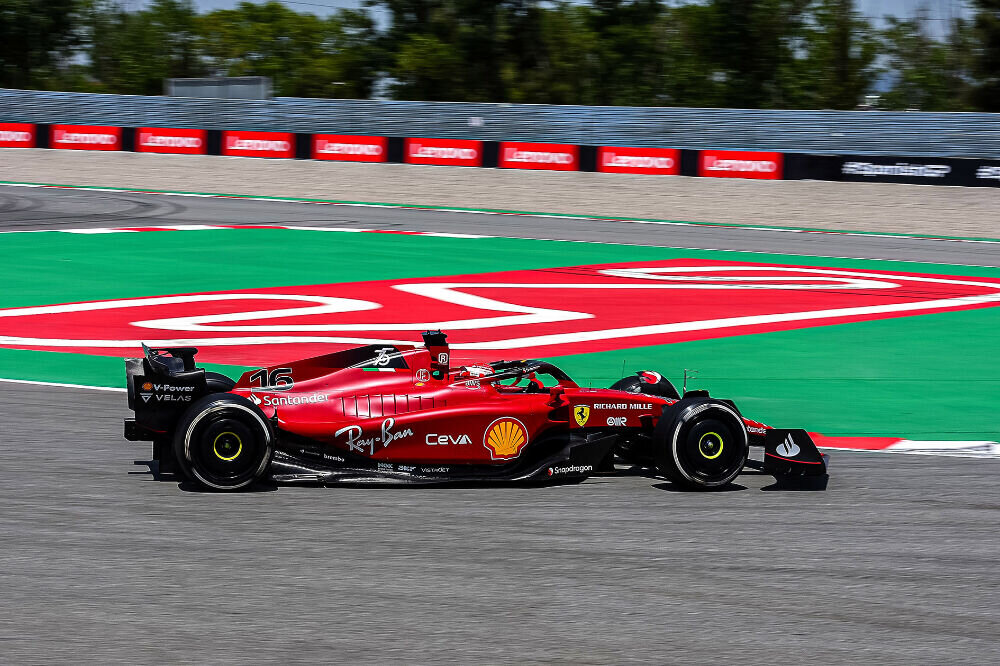 Hispaania F1 etappi alustab parimalt stardikohalt Charles Leclerc