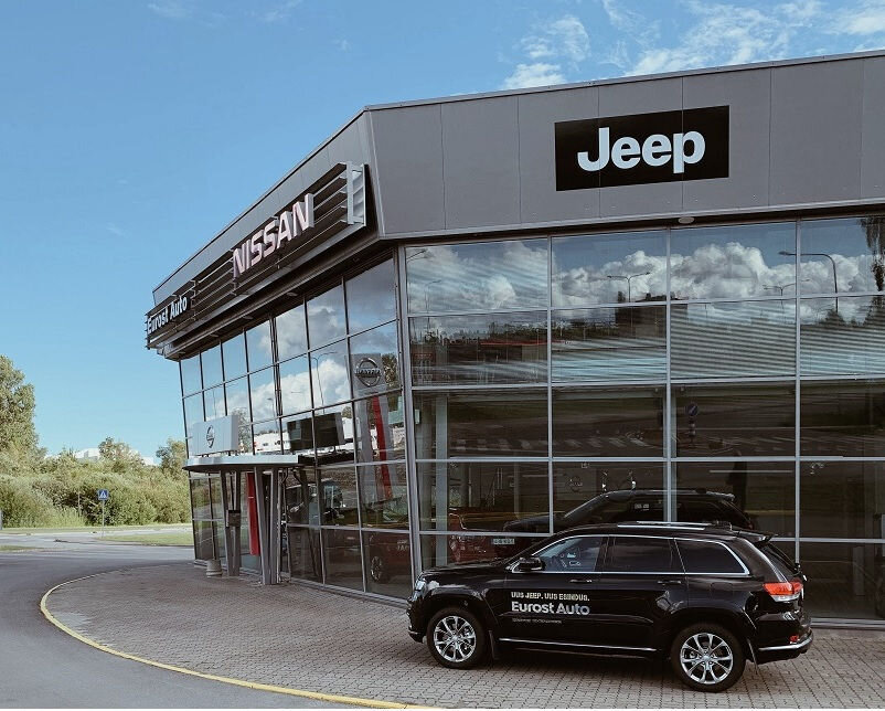 Pärnus avati Jeepi esindus