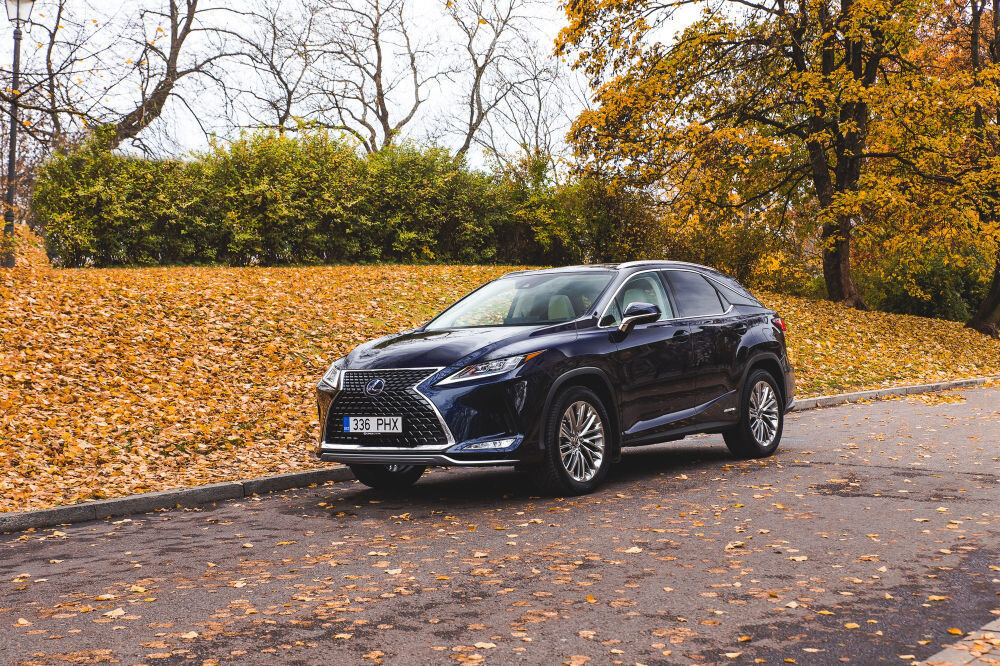 FOTOD. Lexus RX: uus disain, uudsed leedkaugtuled
