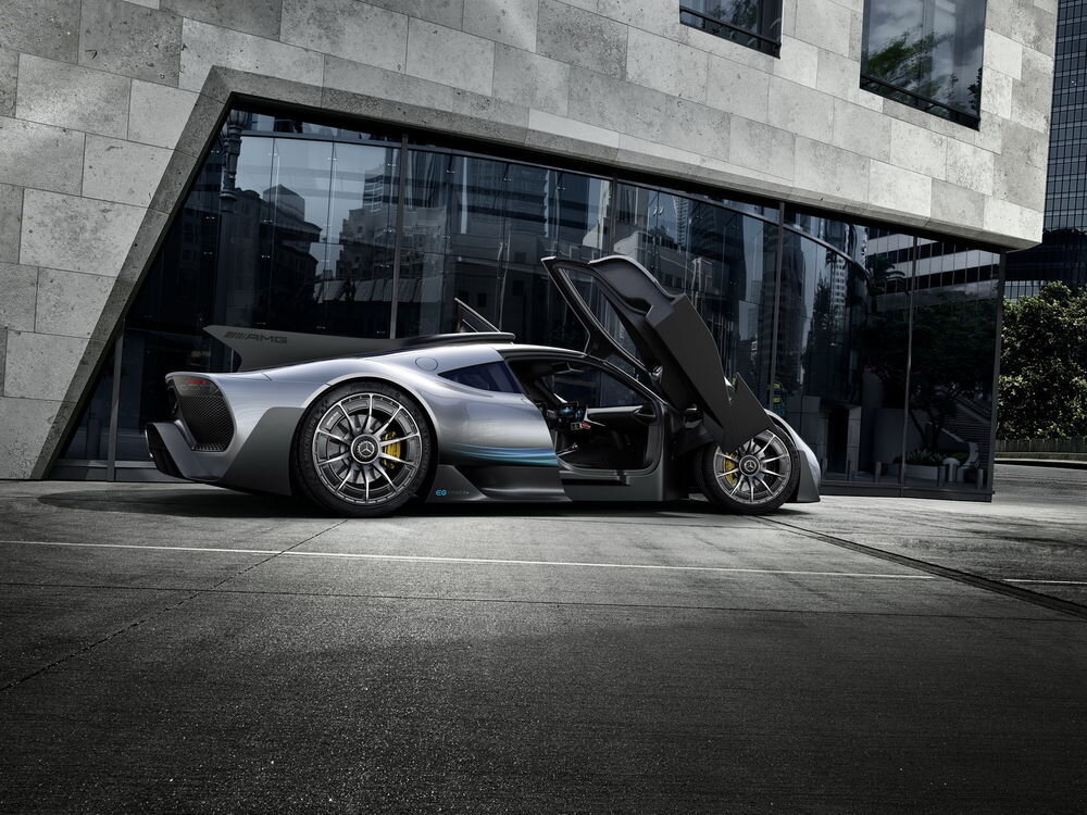 Esimene Mercedes-AMG Project One on müügis