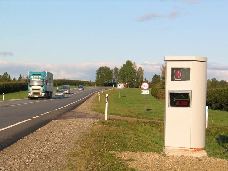 Seeniorist autojuht rikkus liikluseeskirja 233 korda
