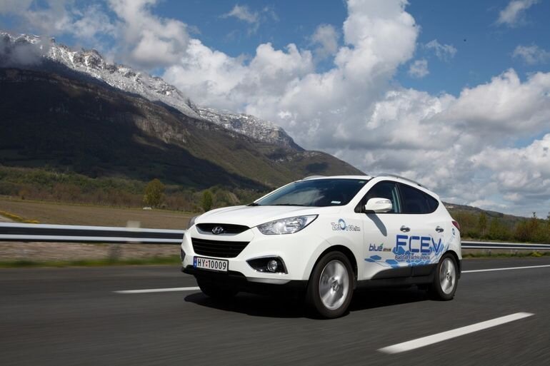 Hyundai püüab vesinikautode kestvussõidu rekordit