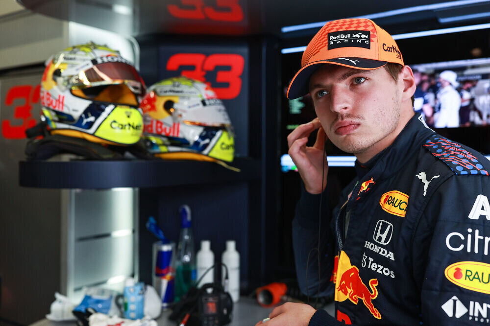 Verstappen võitis kvalifikatsiooni, Hamilton teine