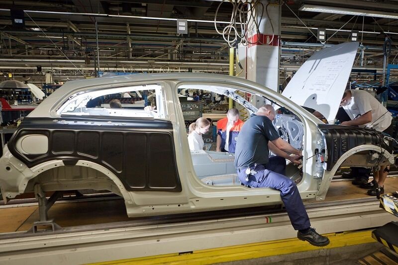 Volvo vähendab tootmismahte