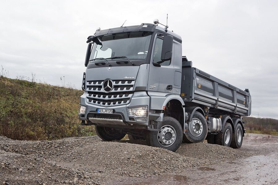 Mercedes-Benz Arocs on mõeldud ehitussektorisse